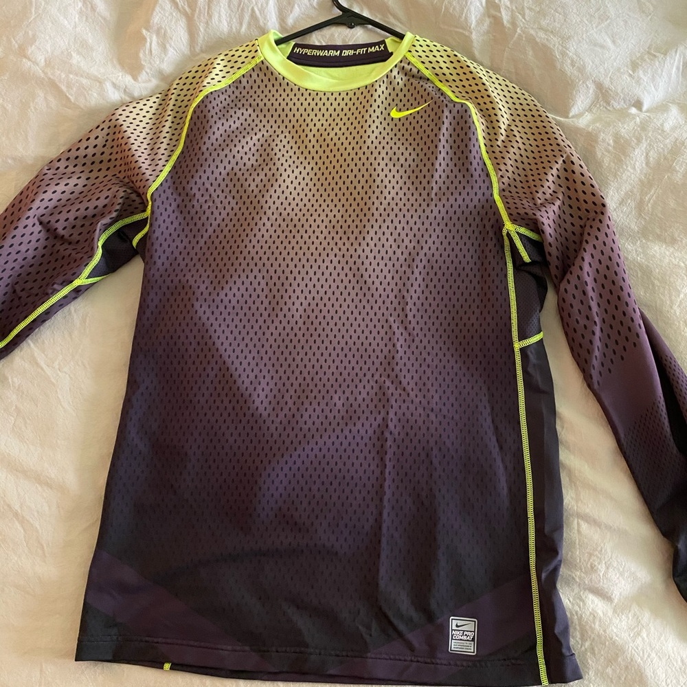 Nike dry fit long sleeve hyperwarm